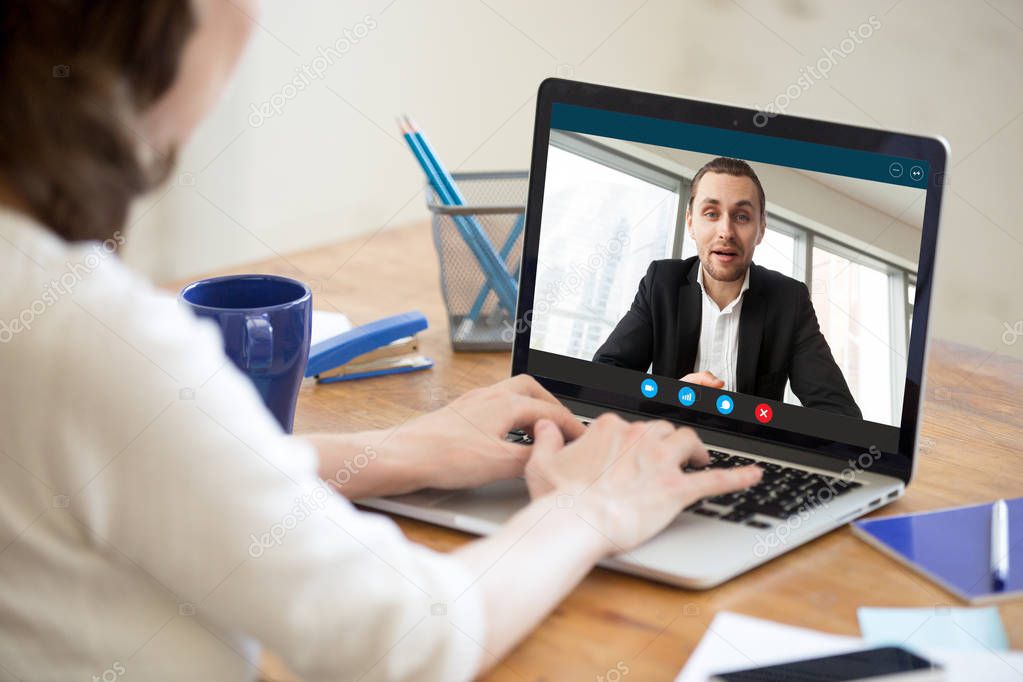 Consulenza fiscale svolta in videoconferenza con un’azienda